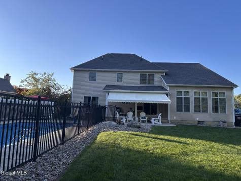 224 Brittany Place Niskayuna NY 12309