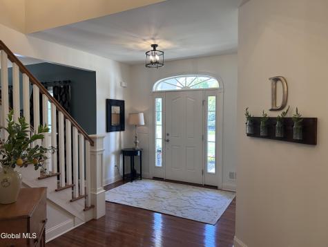224 Brittany Place Niskayuna NY 12309