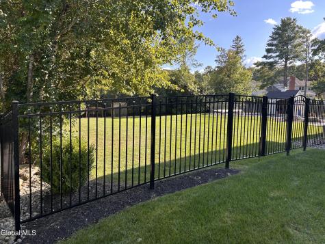 224 Brittany Place Niskayuna NY 12309