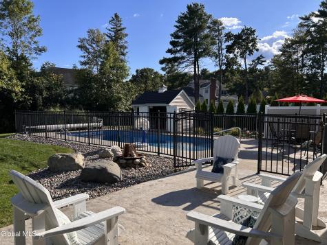 224 Brittany Place Niskayuna NY 12309