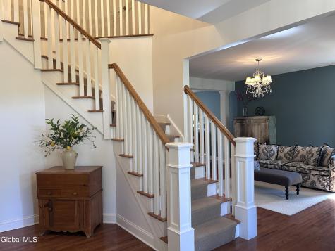 224 Brittany Place Niskayuna NY 12309