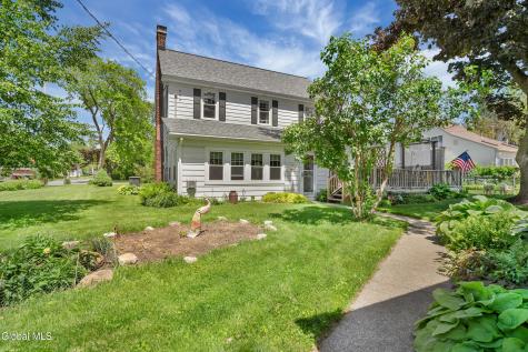 723 Sanders Avenue Glenville NY 12302