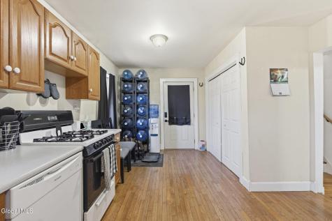 143 /147 Glenmont Road Glenmont NY 12077