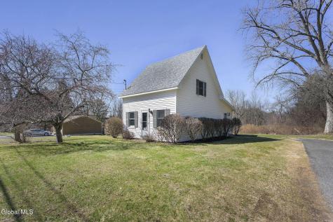 143 /147 Glenmont Road Glenmont NY 12077