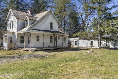 143 /147 Glenmont Road Glenmont NY 12077