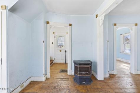 143 /147 Glenmont Road Glenmont NY 12077