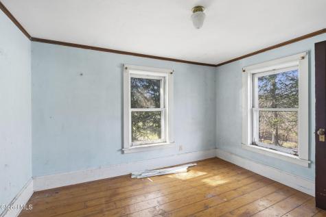 143 /147 Glenmont Road Glenmont NY 12077