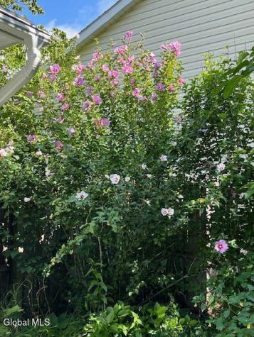 23 Westlyn Court Guilderland NY 12203