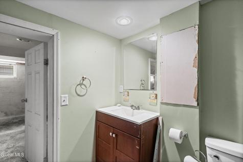 906 Altamont Avenue Schenectady NY 12303