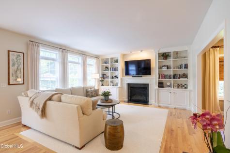 9 Autumn Court Wilton NY 12831