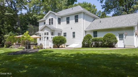 9 Autumn Court Wilton NY 12831