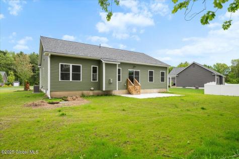 4 Berry Drive Queensbury NY 12804