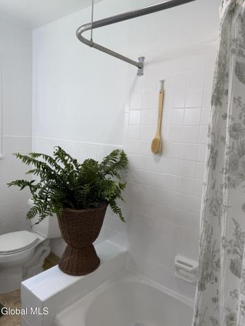 116 S Waldron Lane East Greenbush NY 12198