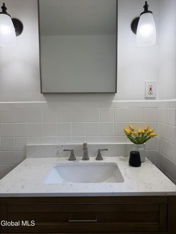 116 S Waldron Lane East Greenbush NY 12198