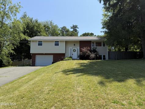 116 S Waldron Lane East Greenbush NY 12198