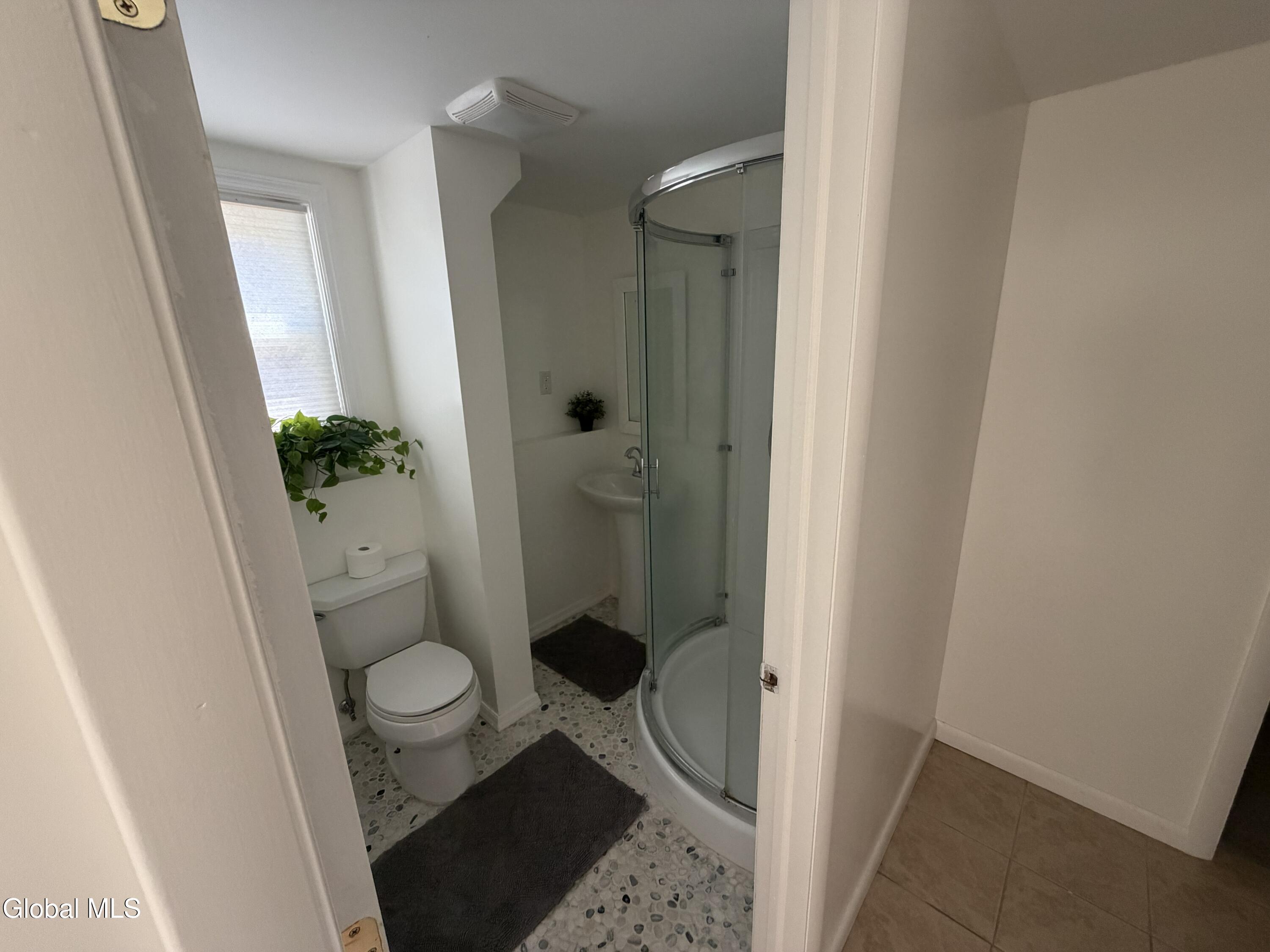116 S Waldron Lane East Greenbush NY 12198