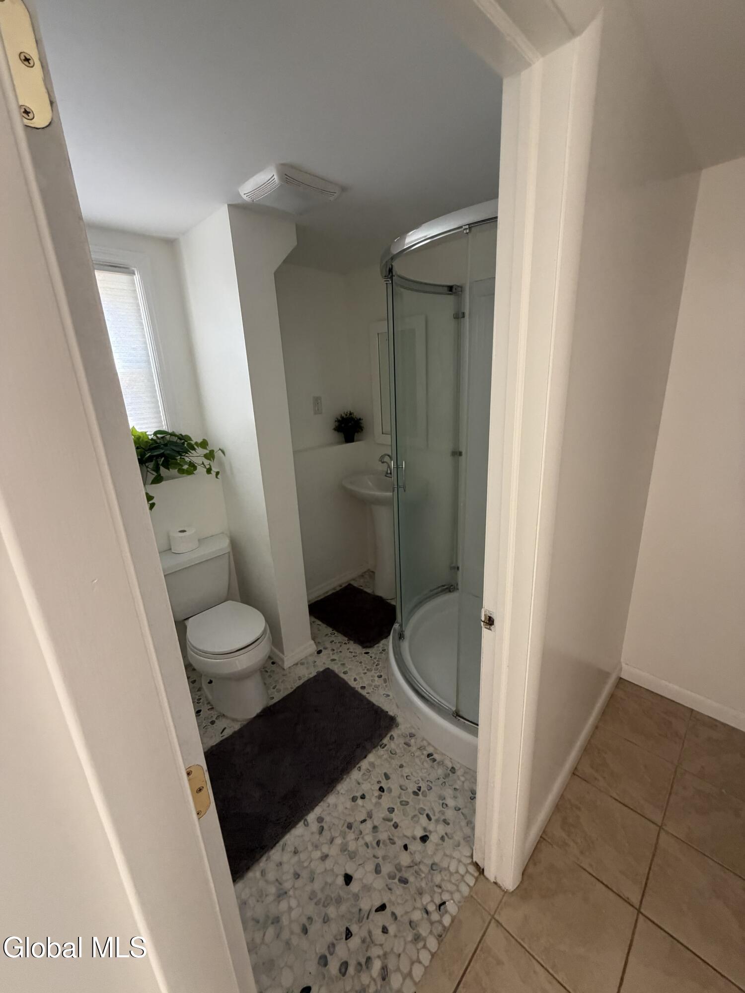 116 S Waldron Lane East Greenbush NY 12198