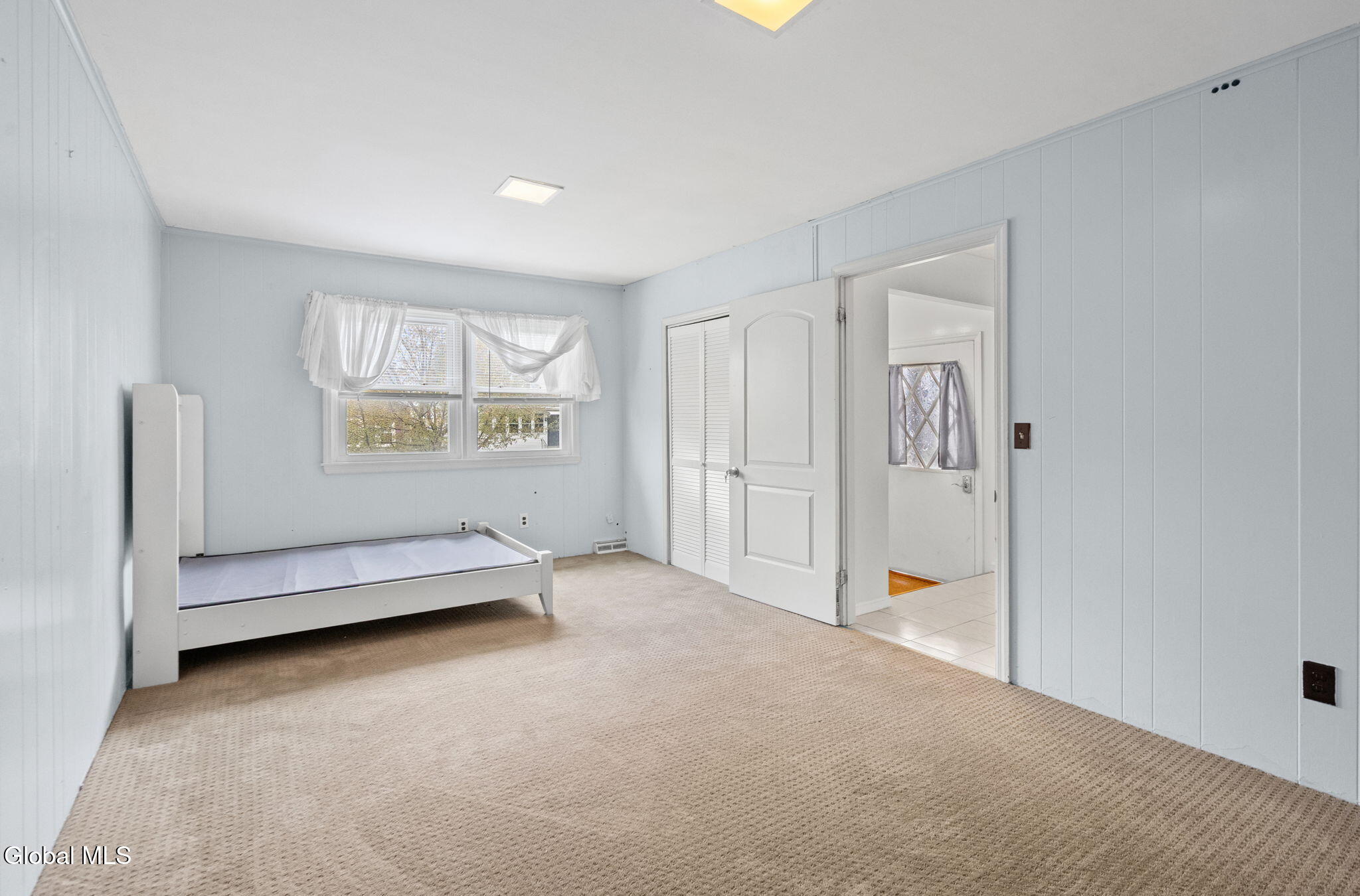 92 Fleetwood Avenue Albany NY 12209