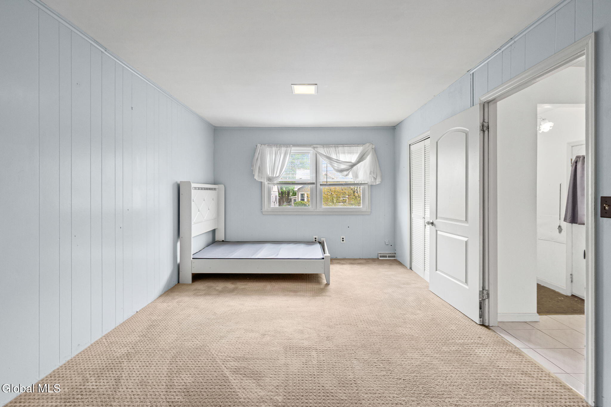 92 Fleetwood Avenue Albany NY 12209