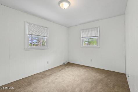 92 Fleetwood Avenue Albany NY 12209