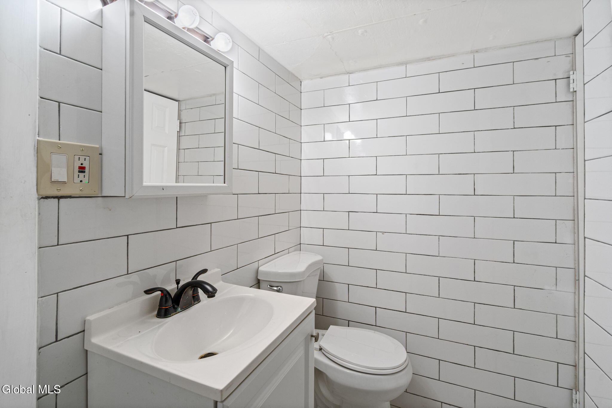 92 Fleetwood Avenue Albany NY 12209