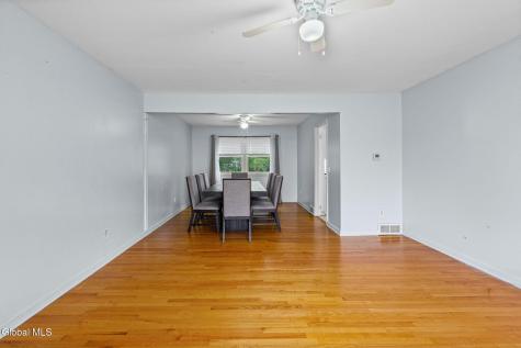 92 Fleetwood Avenue Albany NY 12209