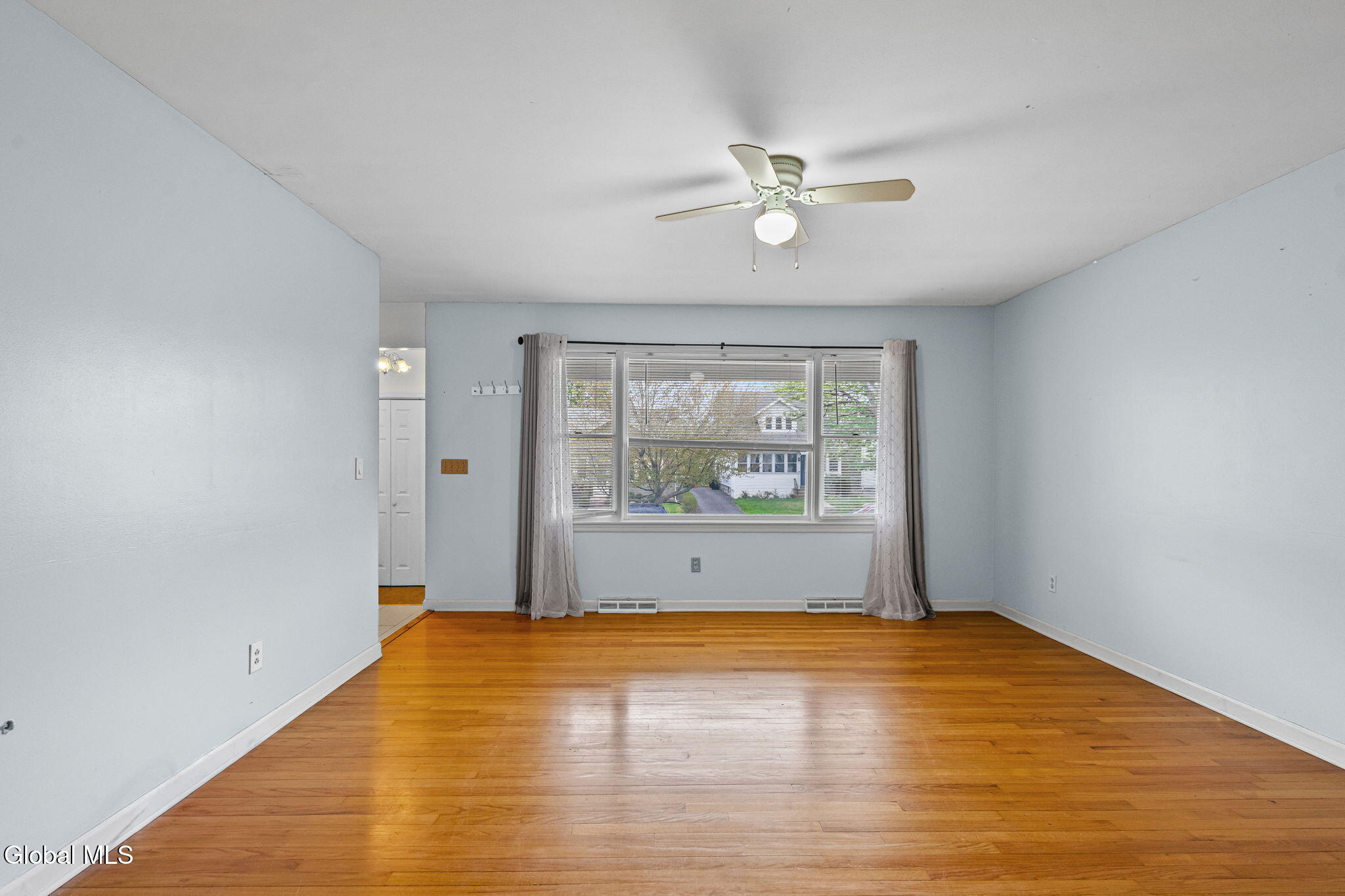 92 Fleetwood Avenue Albany NY 12209