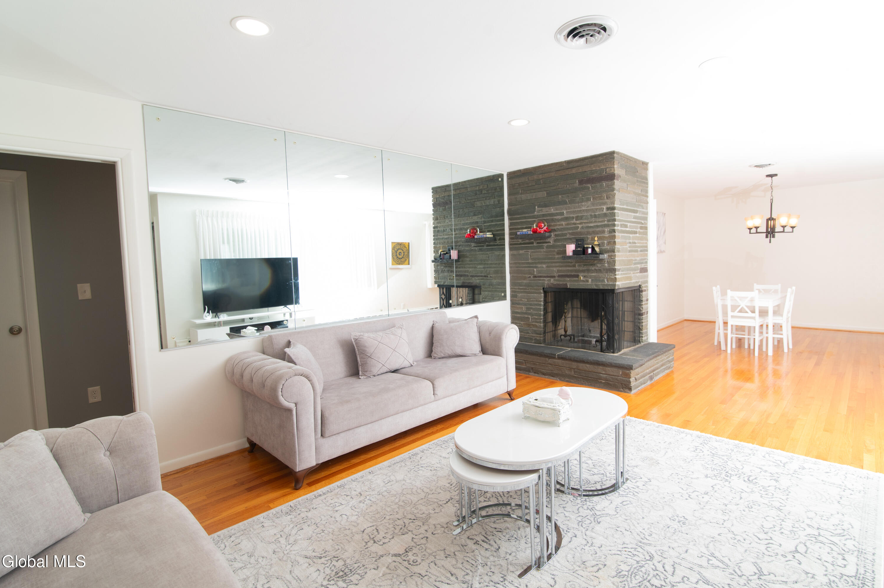 413 Hackett Boulevard Albany NY 12208