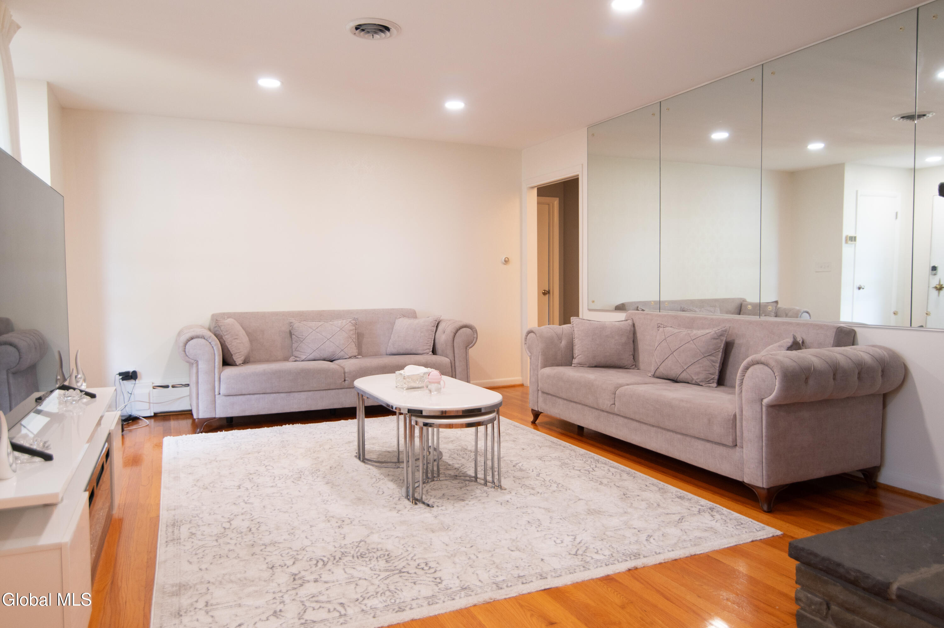 413 Hackett Boulevard Albany NY 12208