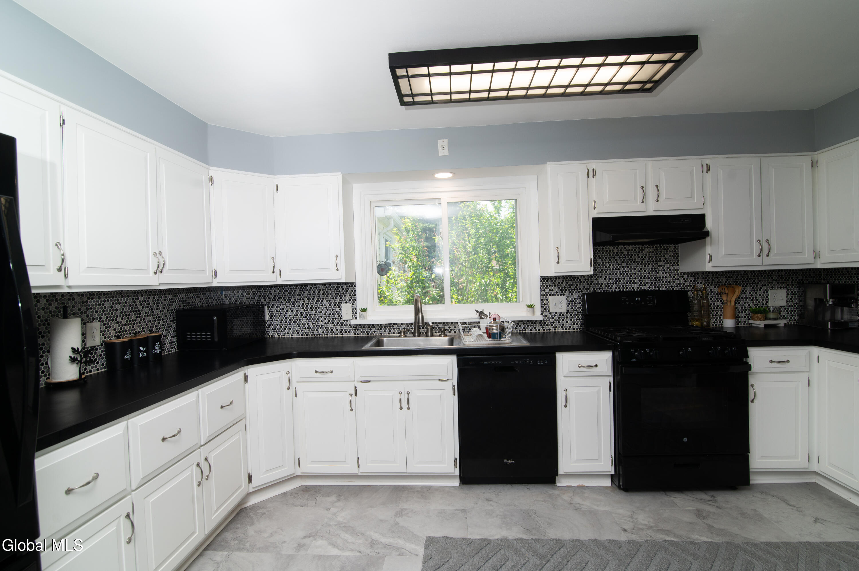413 Hackett Boulevard Albany NY 12208