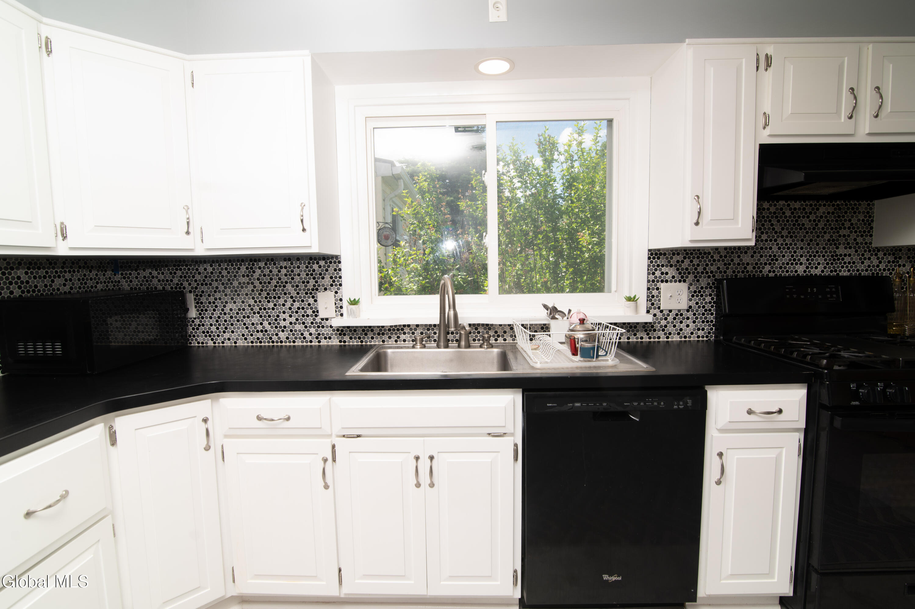 413 Hackett Boulevard Albany NY 12208