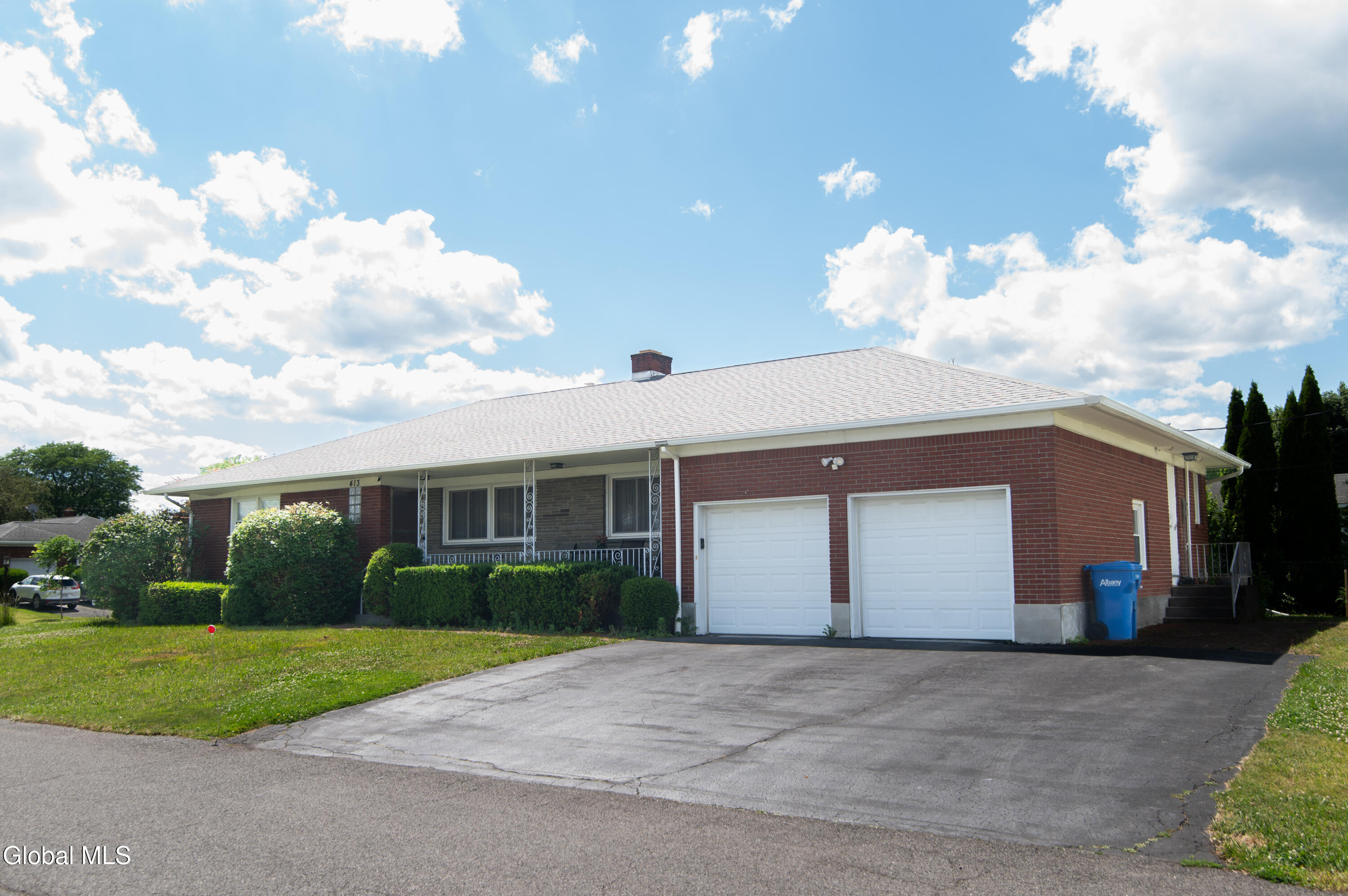 413 Hackett Boulevard Albany NY 12208
