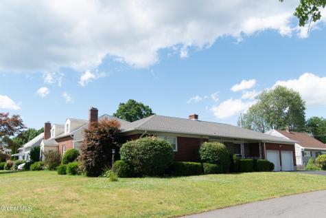 413 Hackett Boulevard Albany NY 12208