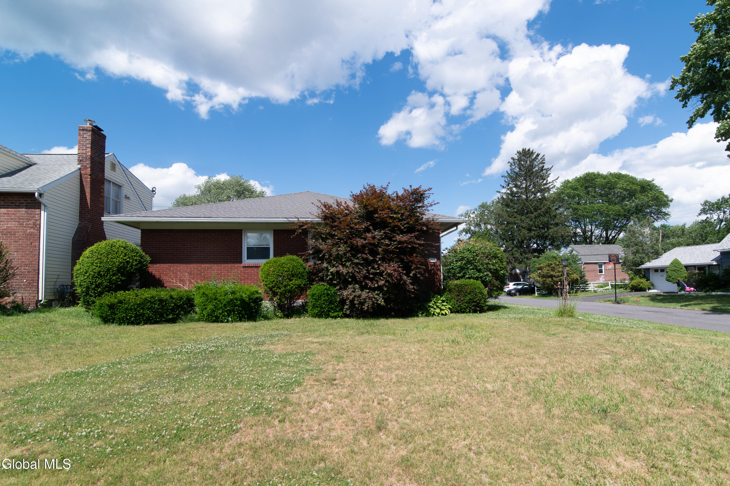 413 Hackett Boulevard Albany NY 12208