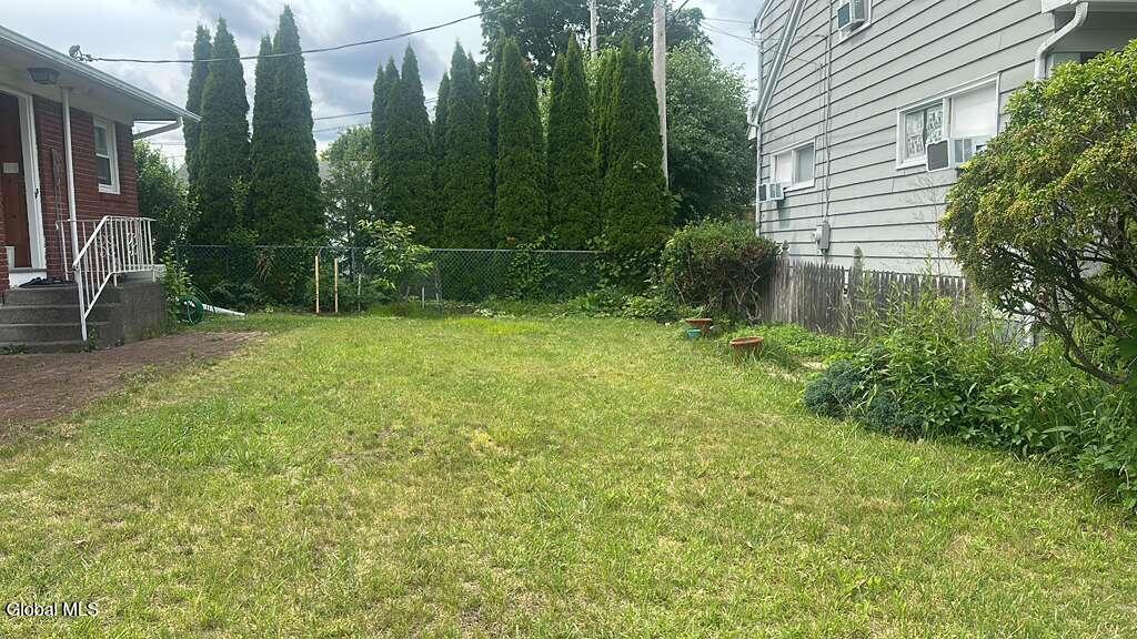 413 Hackett Boulevard Albany NY 12208