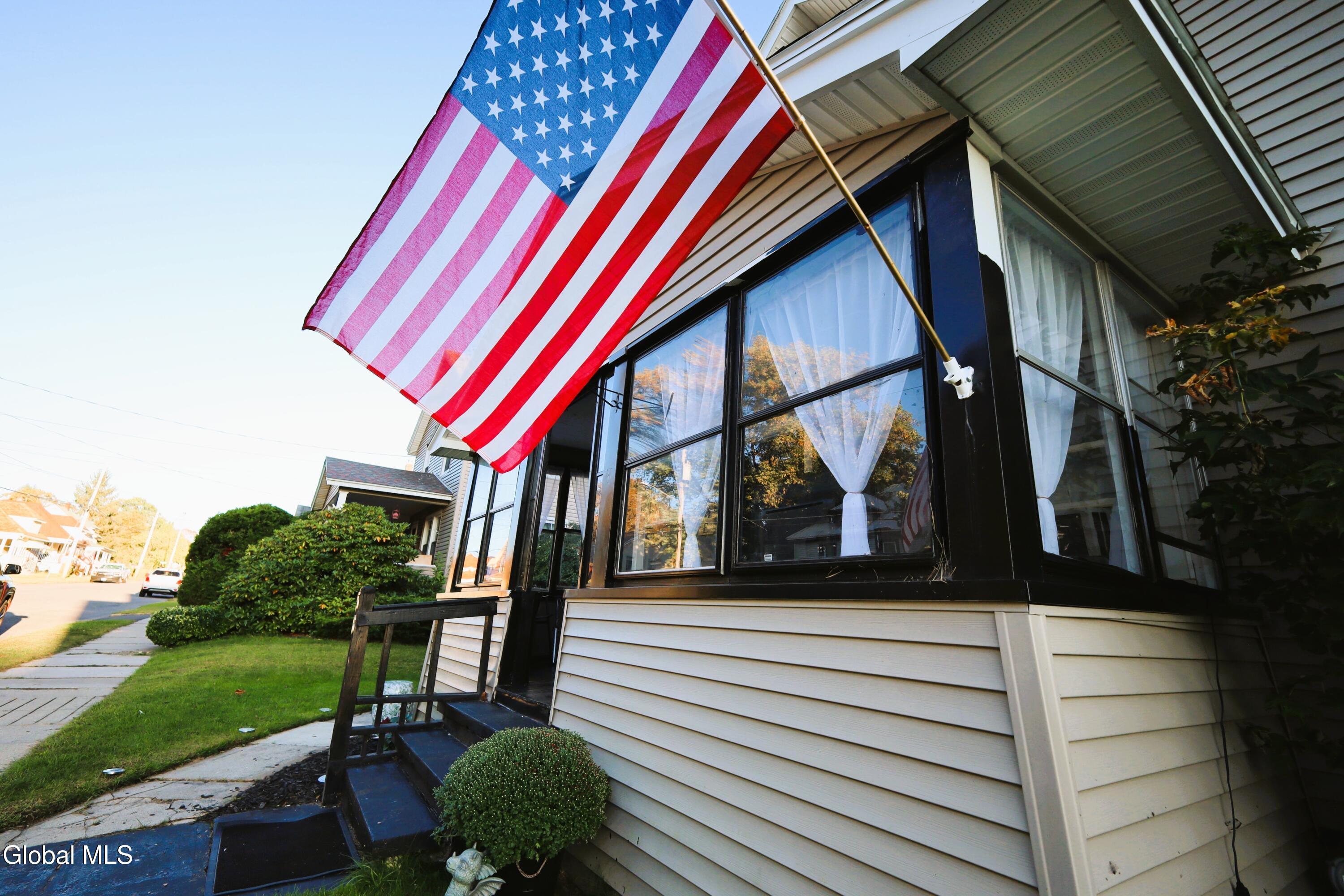 56 Steele Avenue Gloversville NY 12078
