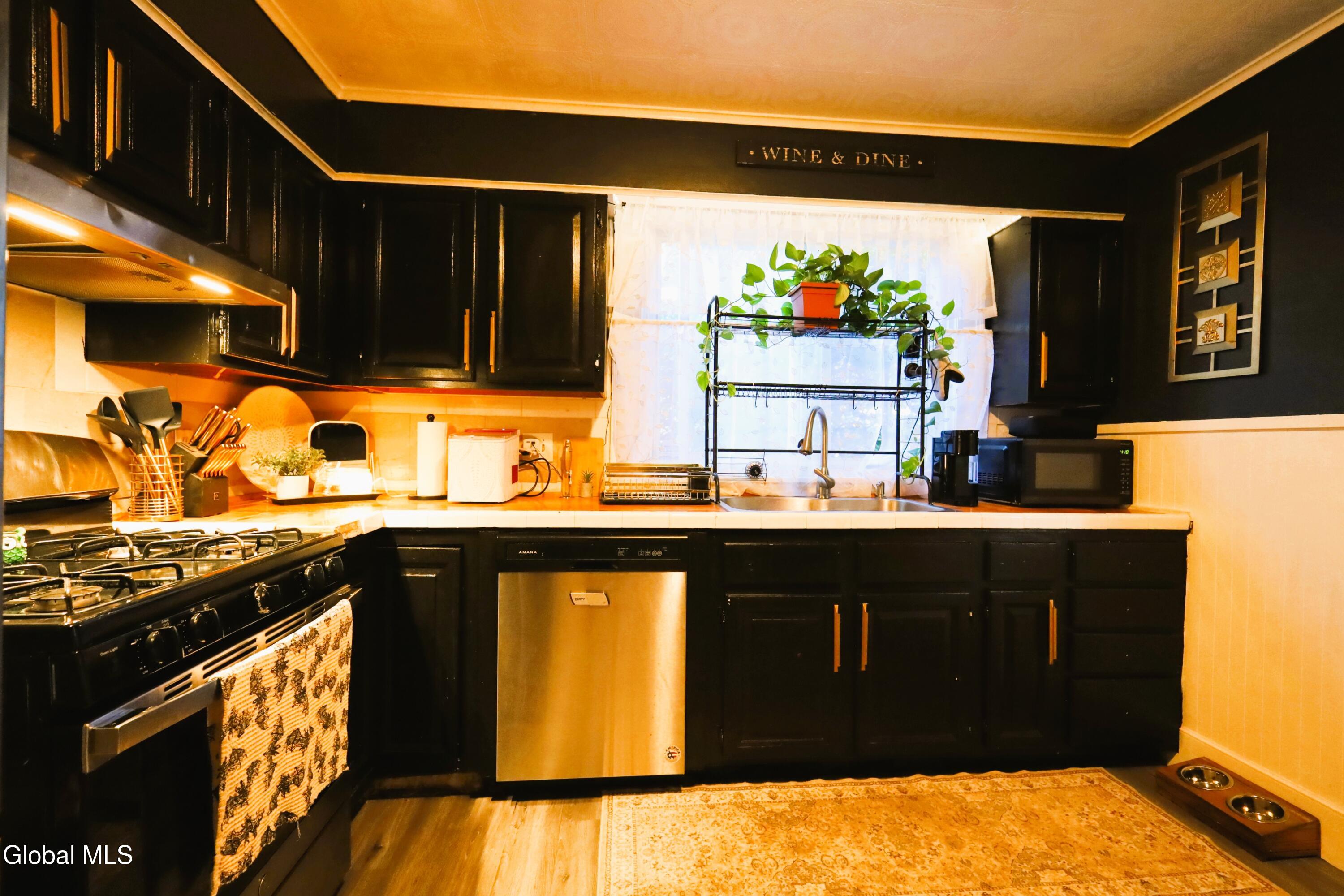 56 Steele Avenue Gloversville NY 12078