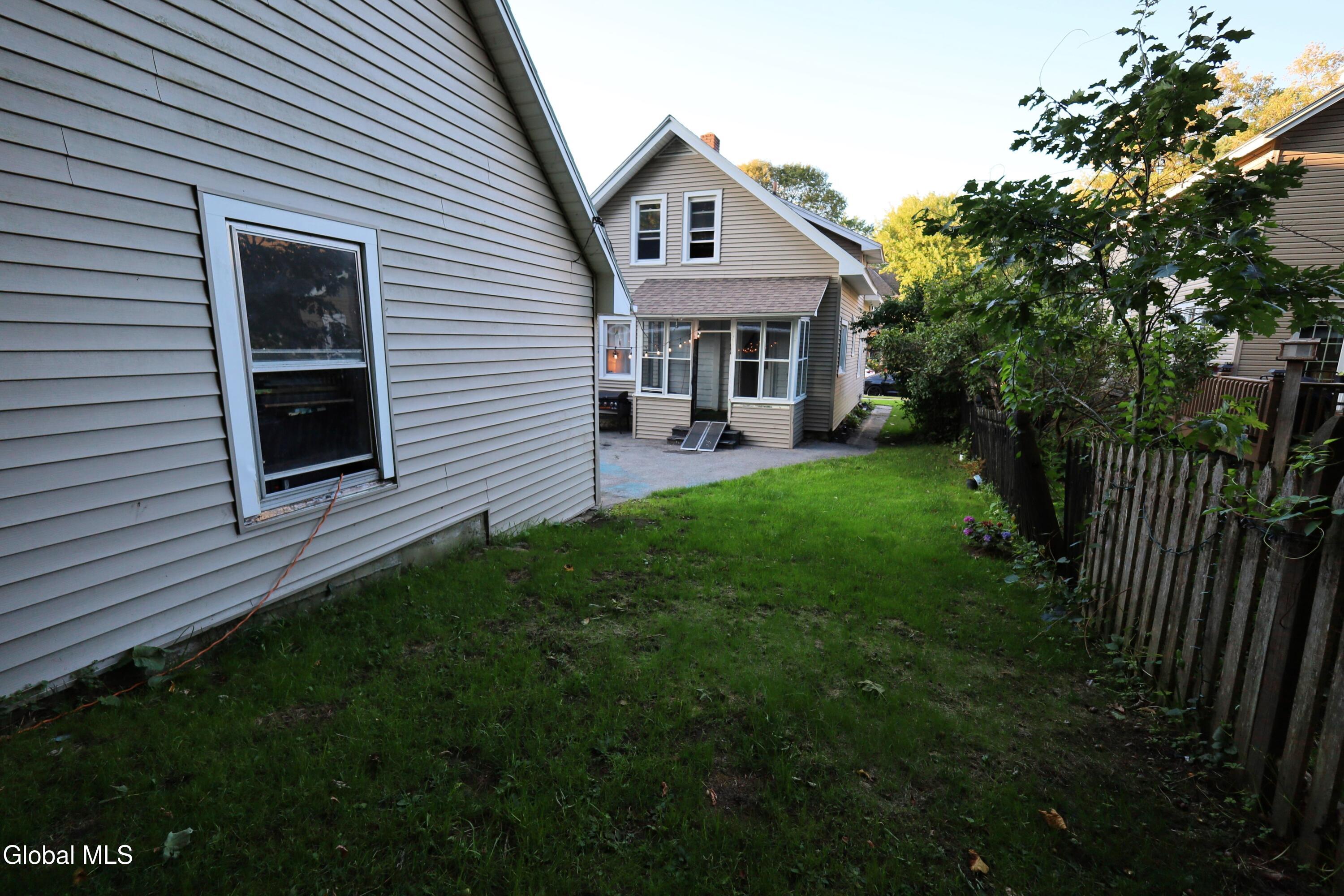 56 Steele Avenue Gloversville NY 12078