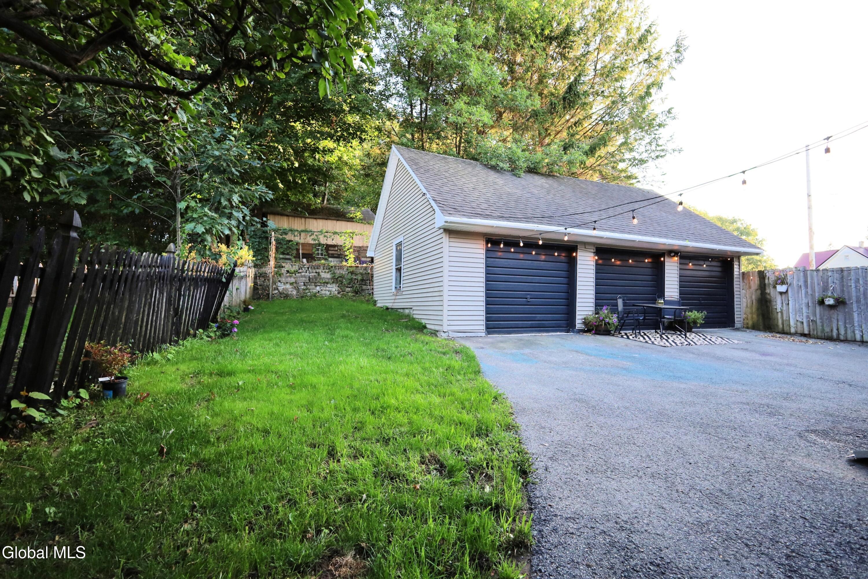 56 Steele Avenue Gloversville NY 12078