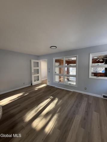 27 N Mcnab Avenue Gloversville NY 12078