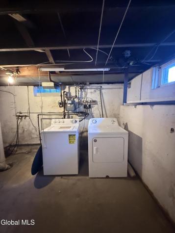 27 N Mcnab Avenue Gloversville NY 12078