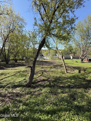 27 N Mcnab Avenue Gloversville NY 12078