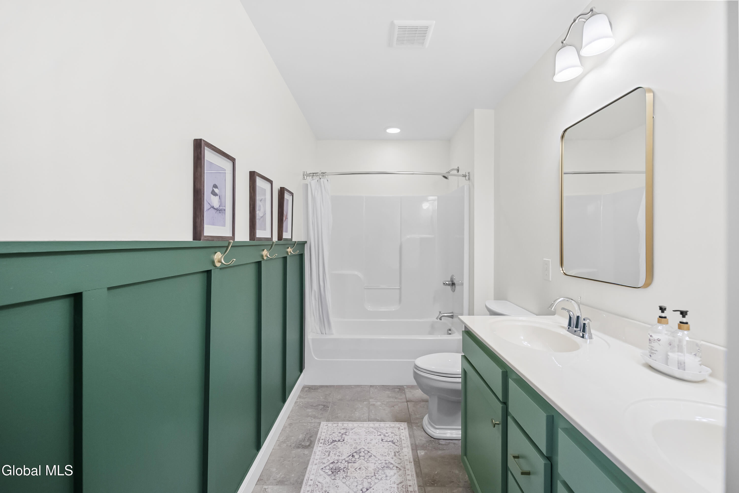 43 Chester Drive Halfmoon NY 12188