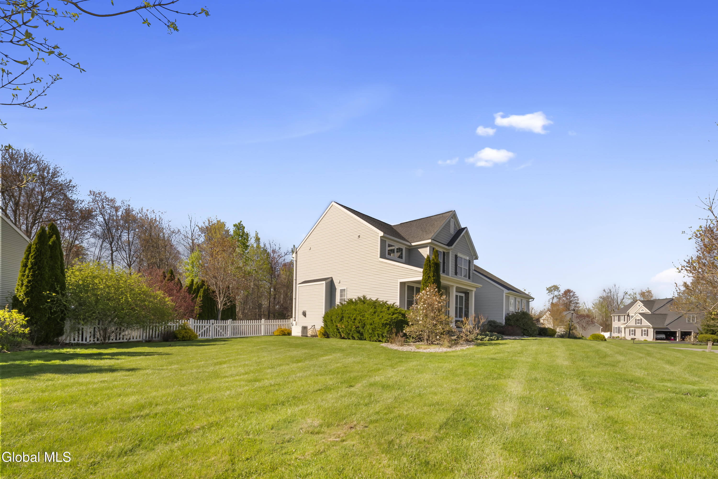 43 Chester Drive Halfmoon NY 12188