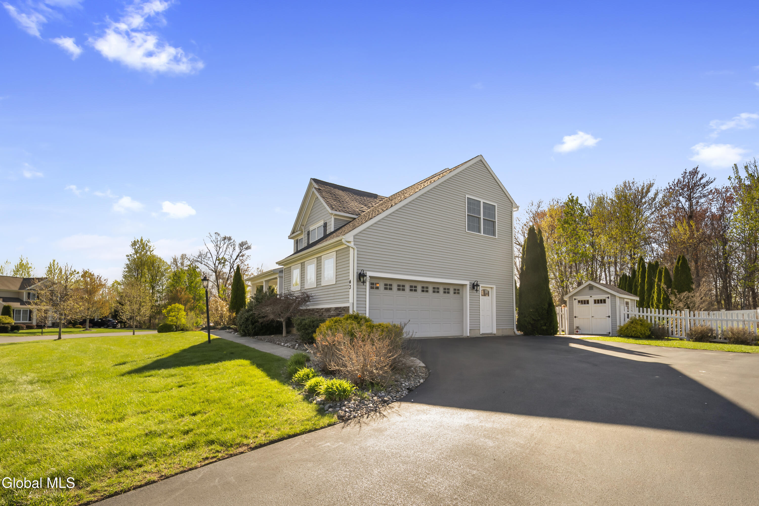 43 Chester Drive Halfmoon NY 12188