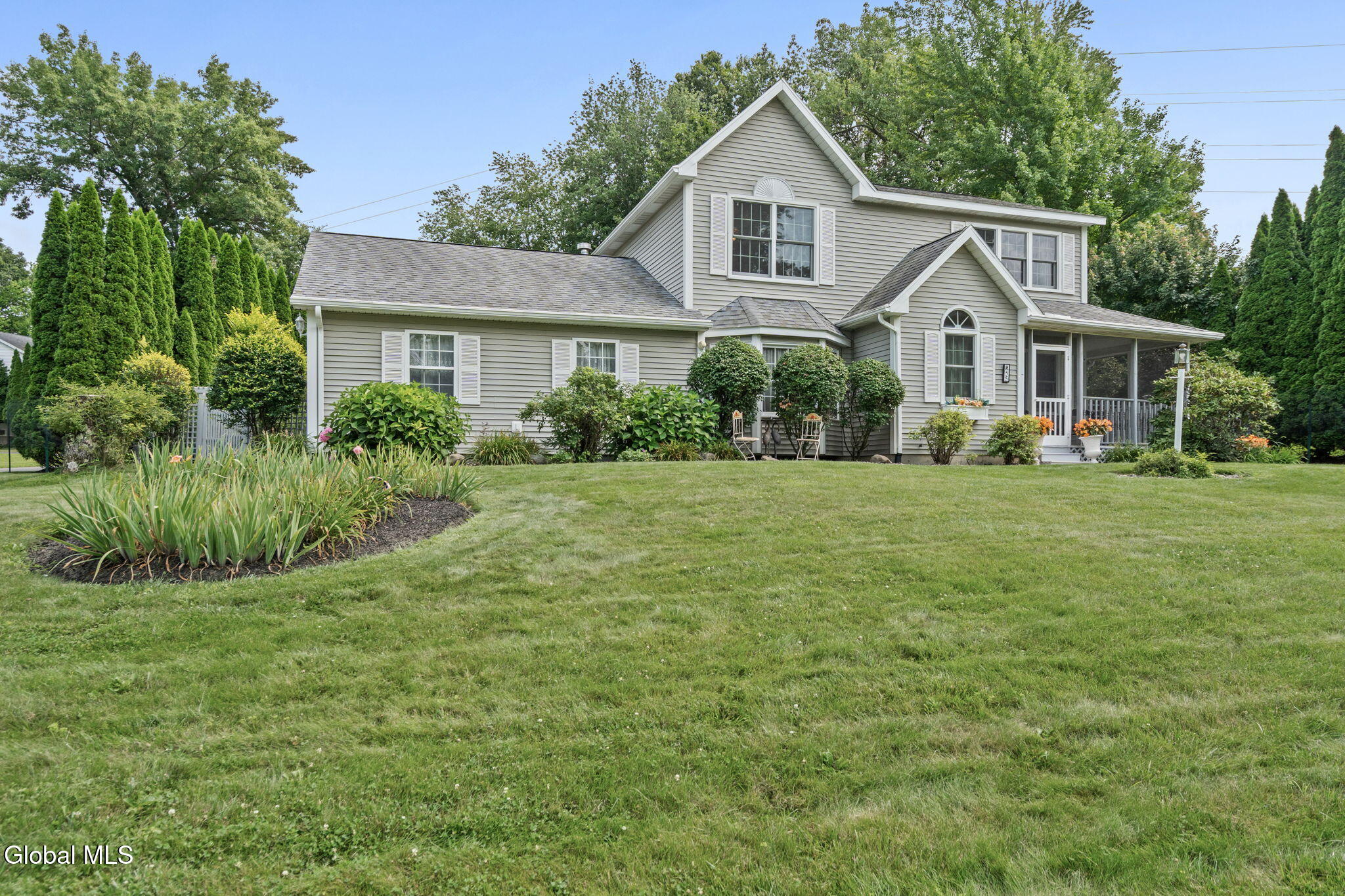 55 Dunwoodie Road Glenmont NY 12077