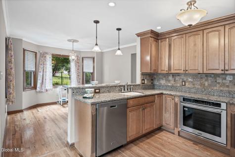 55 Dunwoodie Road Glenmont NY 12077