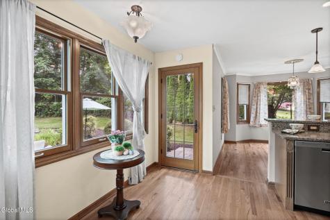 55 Dunwoodie Road Glenmont NY 12077