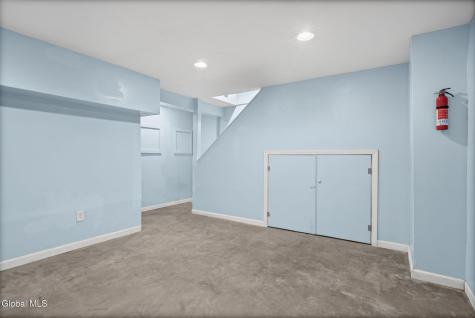 55 Dunwoodie Road Glenmont NY 12077