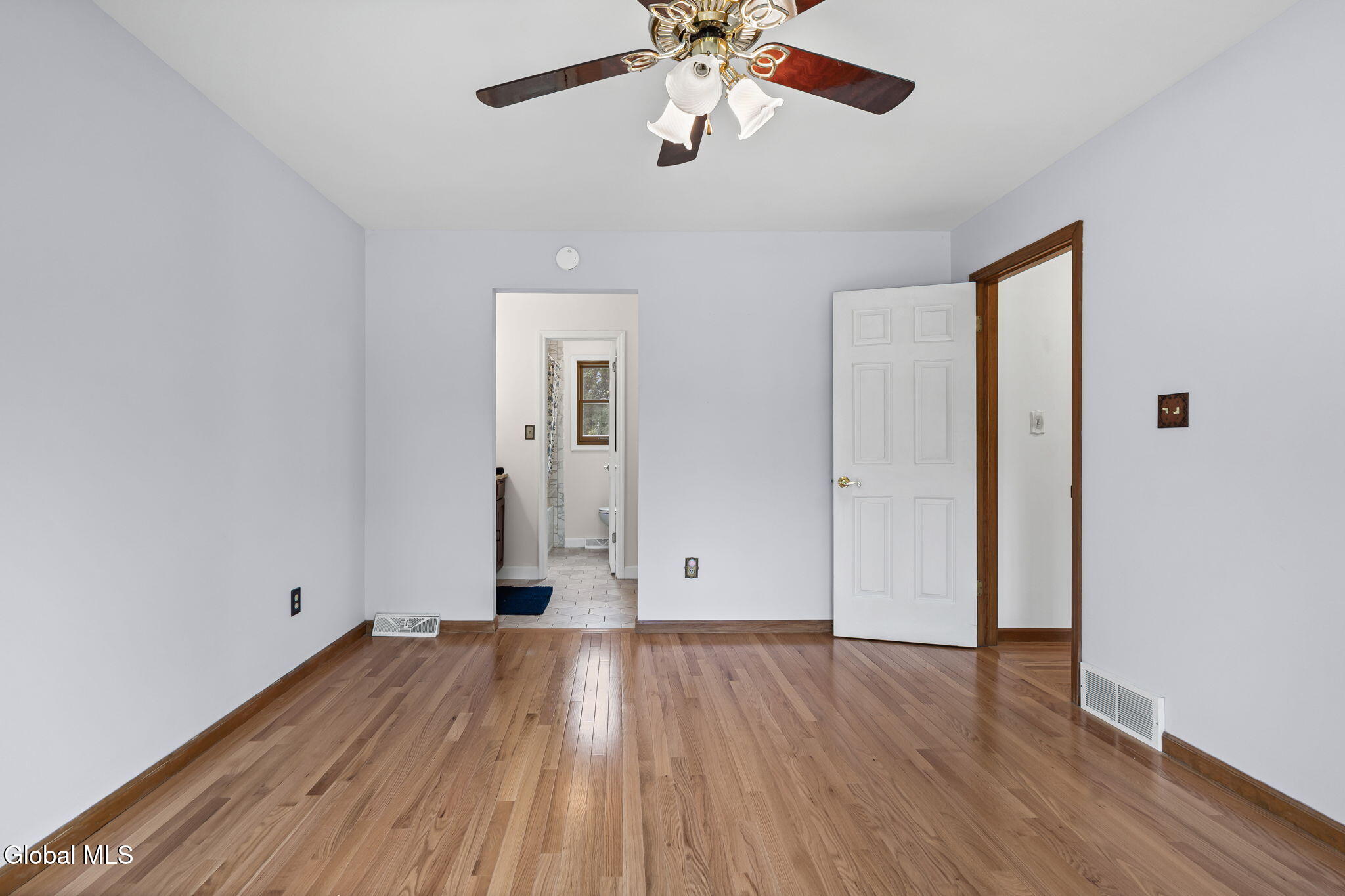 55 Dunwoodie Road Glenmont NY 12077